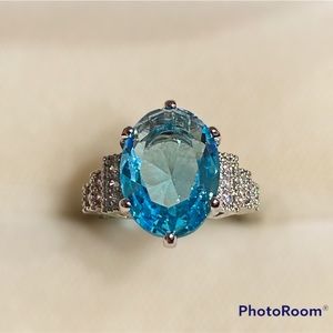 NEW•Silver 925 Blue Topaz Oval cut ring size 6